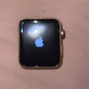Rose Gold Apple Watch Series 3 42 MM